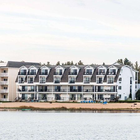 Quality Inn & Suites Mackinaw City Beachfront Luaran gambar