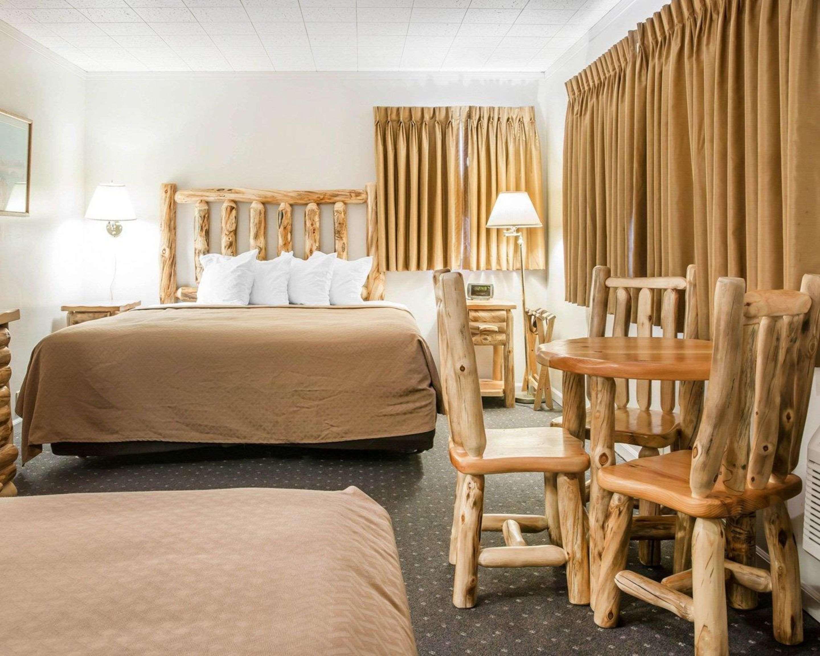 Quality Inn & Suites Mackinaw City Beachfront Luaran gambar