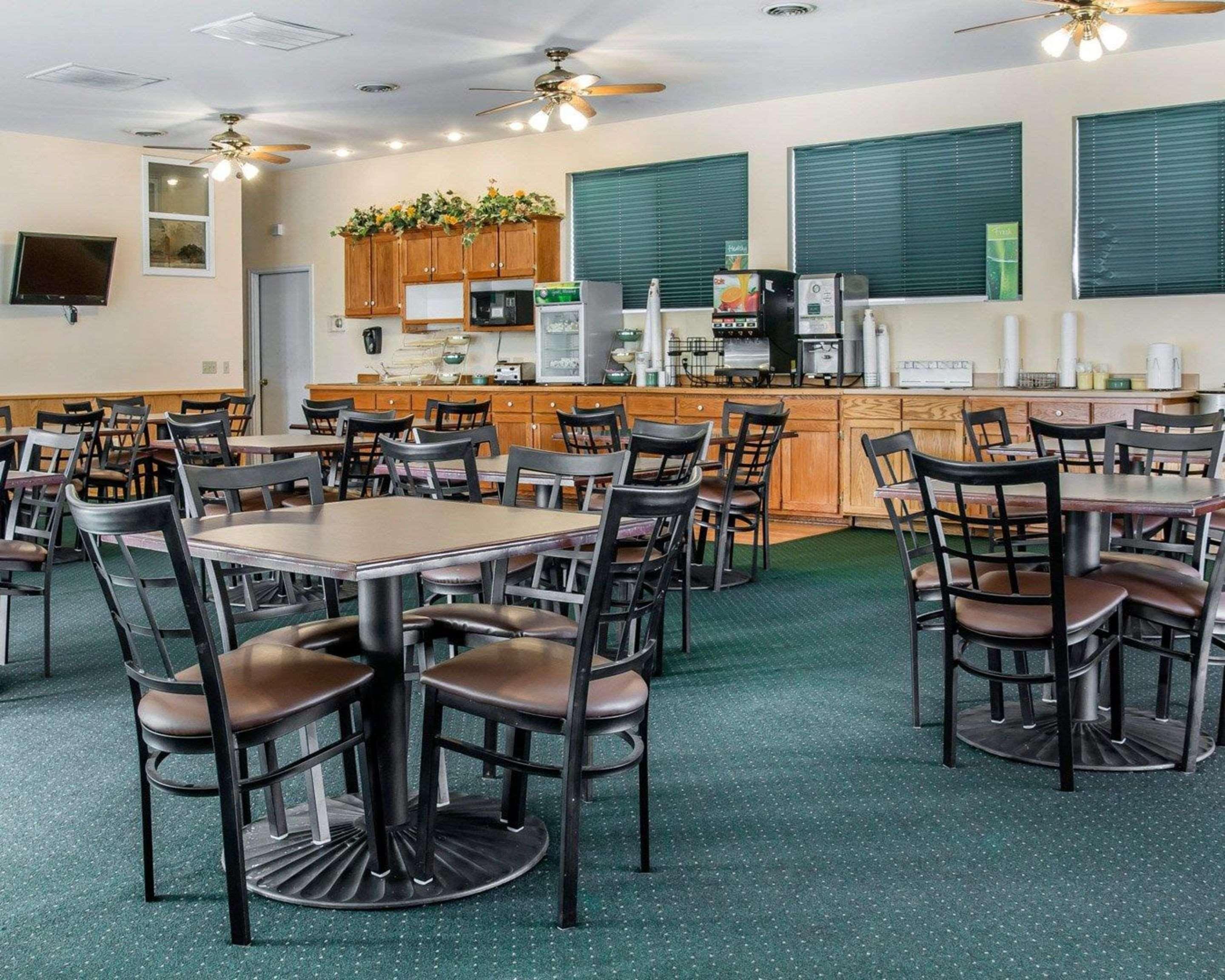 Quality Inn & Suites Mackinaw City Beachfront Luaran gambar